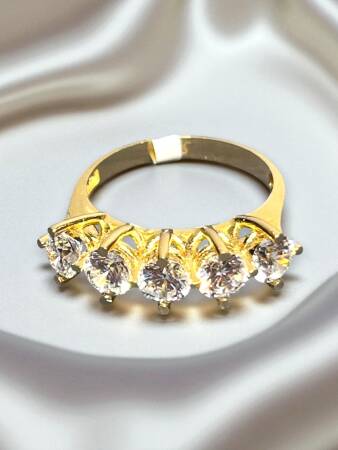 14 Ayar Altın Beştaş Yüzük - 