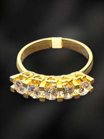 14 Ayar Altın Beştaş Yüzük - 