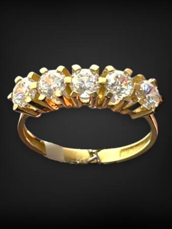 14 Ayar Altın Beştaş Yüzük - 