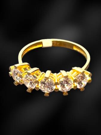 14 Ayar Altın Beştaş Yüzük - 