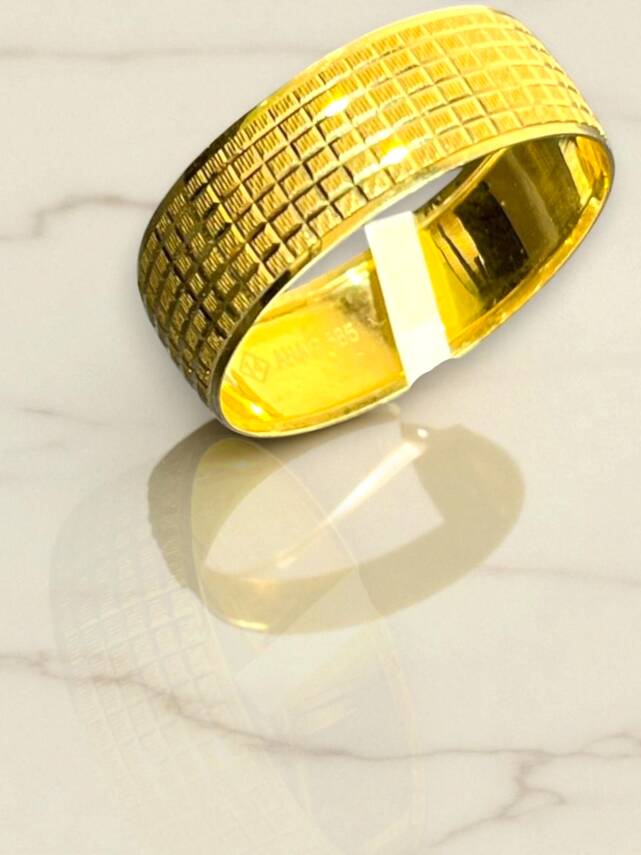 14 Ayar Altın Kare Çizgili Alyans - 4