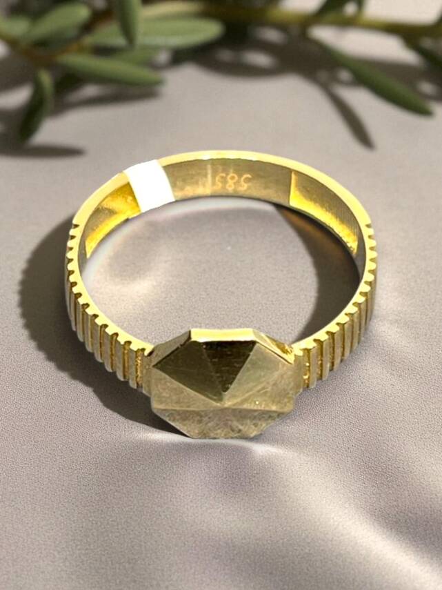 14 Ayar Altın Modelli Yüzük - 2