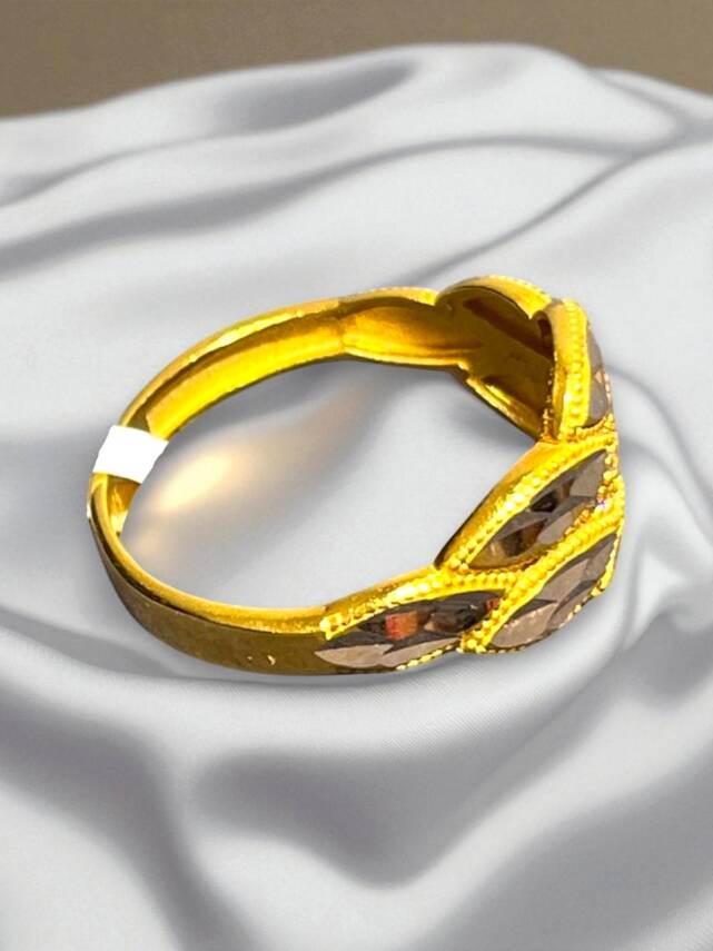 14 Ayar Taşlı Lazer Kesim Modelli Altın Yüzük - 3