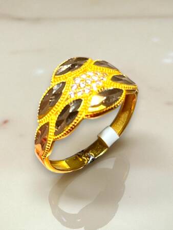 14 Ayar Taşlı Lazer Kesim Modelli Altın Yüzük - 7