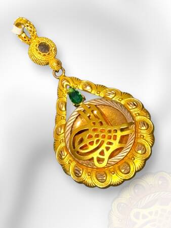 14 Ayar Yeşil Taşlı Damla Tuğra Kolye Ucu - 