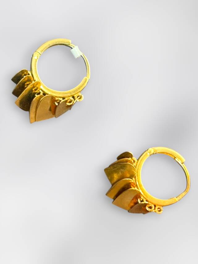 Altın Kalpli Sallantı Küpe - 1