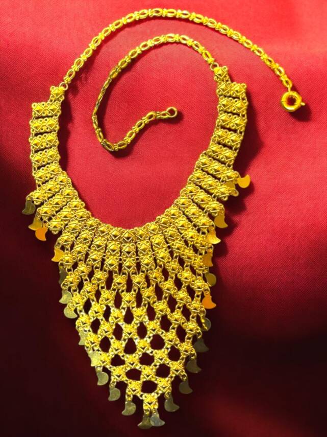 Altın Madonna Akıtma Kolye - 3