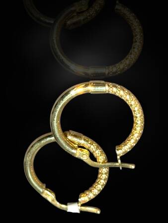 Desenli Altın Halka Küpe - 3