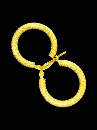 Desenli Altın Halka Küpe - 