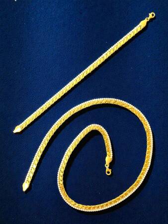 Halep Model Taşlı Altın Set - 