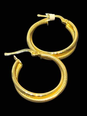 İkili Desenli Altın Halka Küpe - 