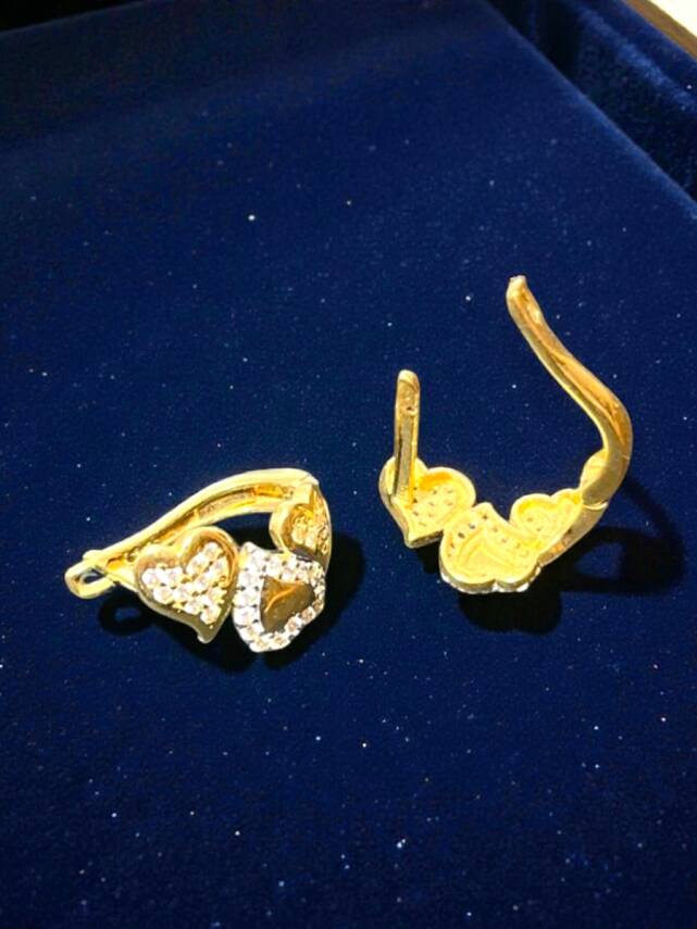 Kalpli Taşlı Altın Küpe - 6