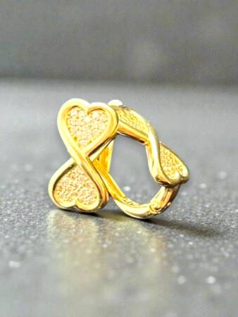 Kalpli Taşlı Altın Küpe - 7