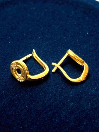 Kalpli Taşlı Altın Küpe - 2