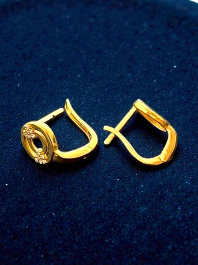 Kalpli Taşlı Altın Küpe - 2