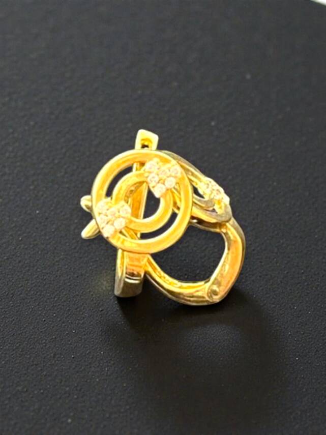 Kalpli Taşlı Altın Küpe - 1