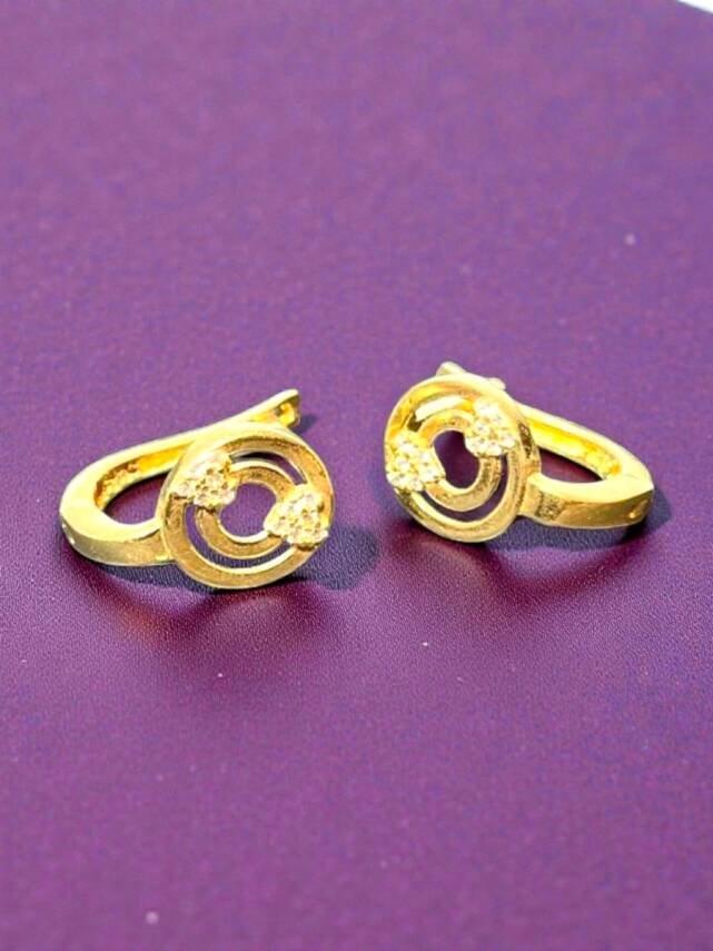 Kalpli Taşlı Altın Küpe - 4