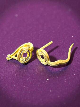 Kalpli Taşlı Altın Küpe - 8