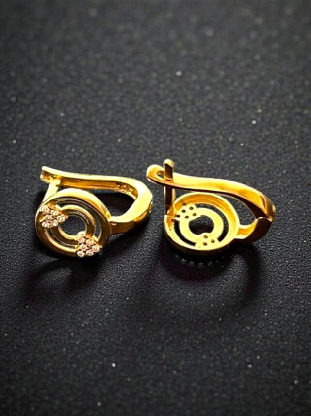 Kalpli Taşlı Altın Küpe - 5