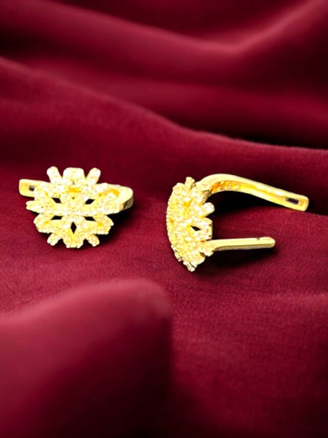 Kar Tanesi Model Taşlı Altın Küpe - 5