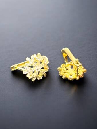 Kar Tanesi Model Taşlı Altın Küpe - 8