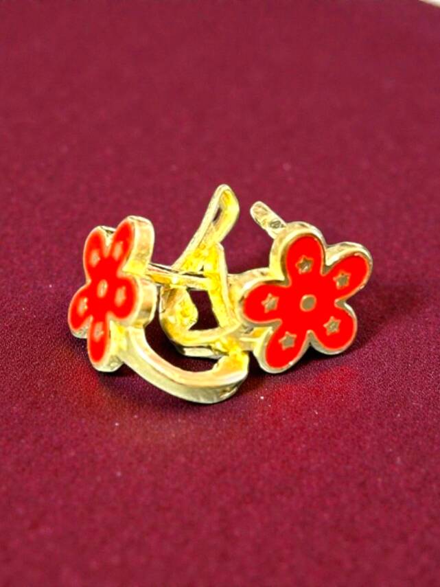 Çiçek Model Altın Çocuk Küpe - 4