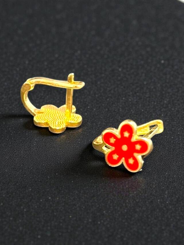 Çiçek Model Altın Çocuk Küpe - 2