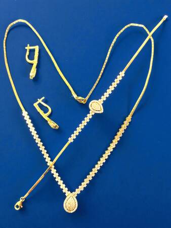 Su Damlası Taşlı Altın Takı Seti - 3