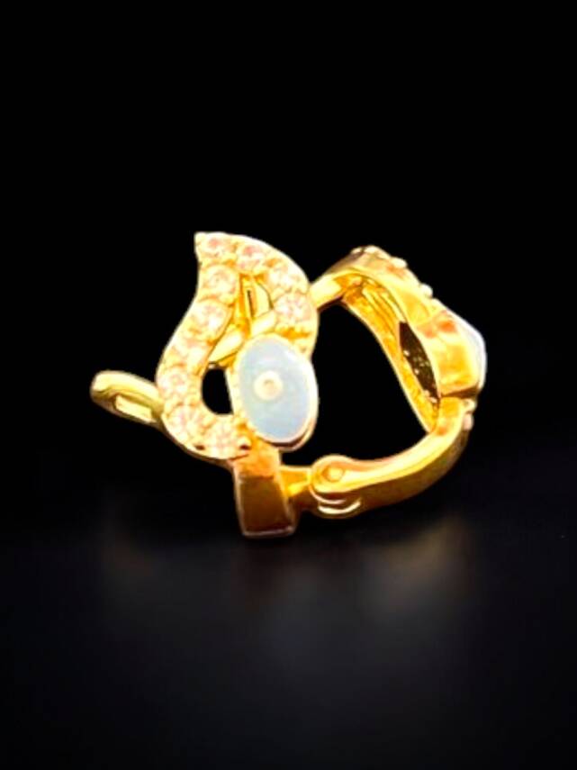 Taşlı Altın Çocuk Küpe - 1