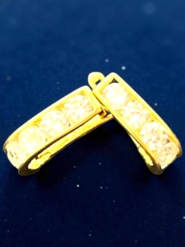 Taşlı Altın Küpe - 4