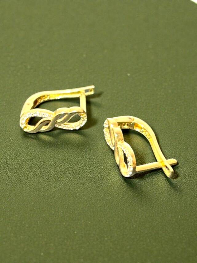 Sonsuzluk Model Taşlı Altın Küpe - 7