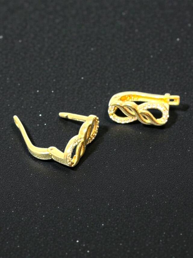 Sonsuzluk Model Taşlı Altın Küpe - 6