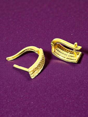 Taşlı Altın Küpe - 3