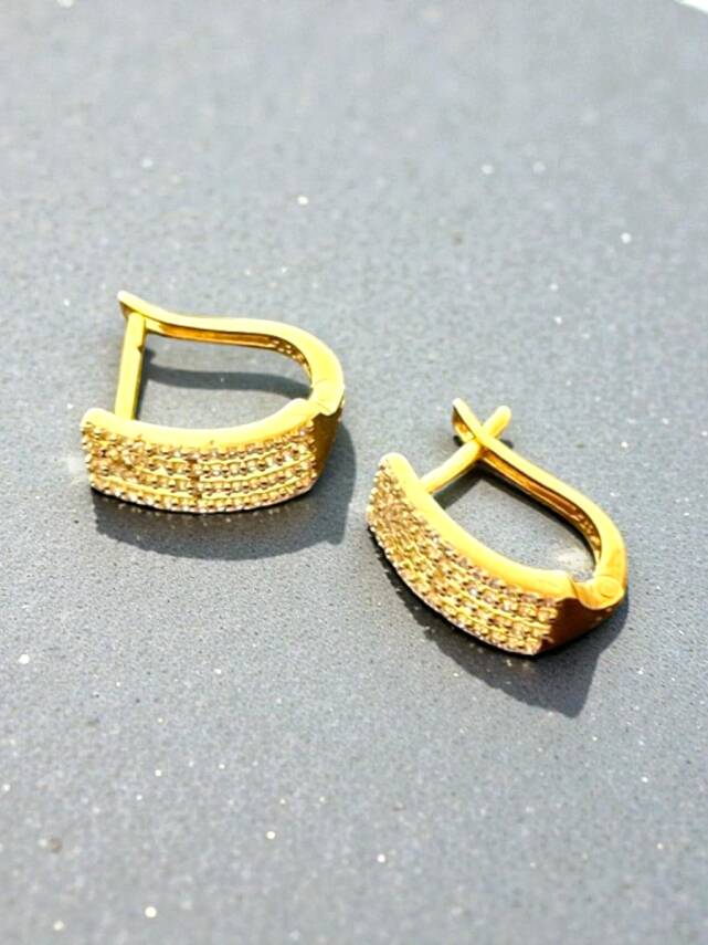 Taşlı Altın Küpe - 9