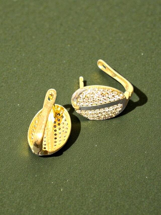 Taşlı Altın Küpe - 3