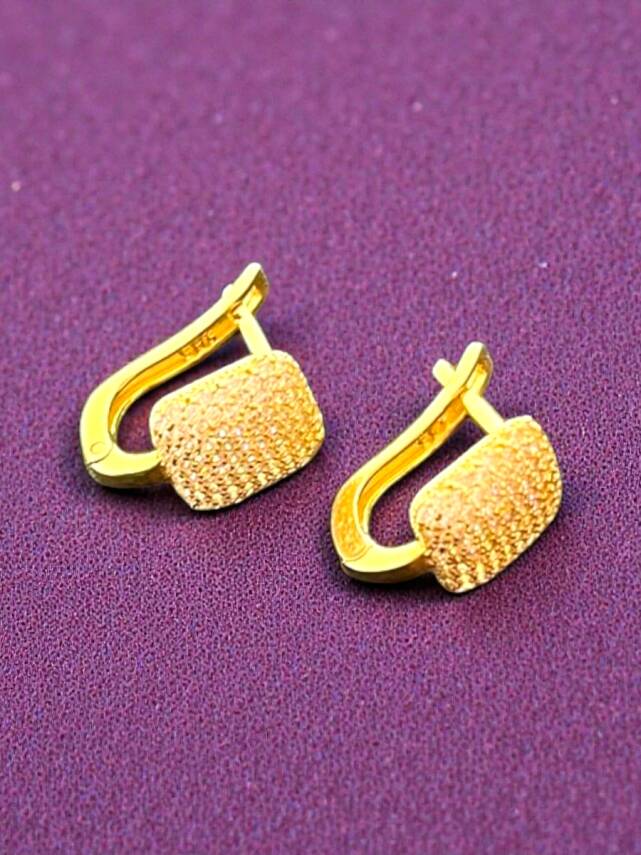 Taşlı Altın Küpe - 9