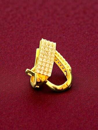 Taşlı Altın Küpe - 