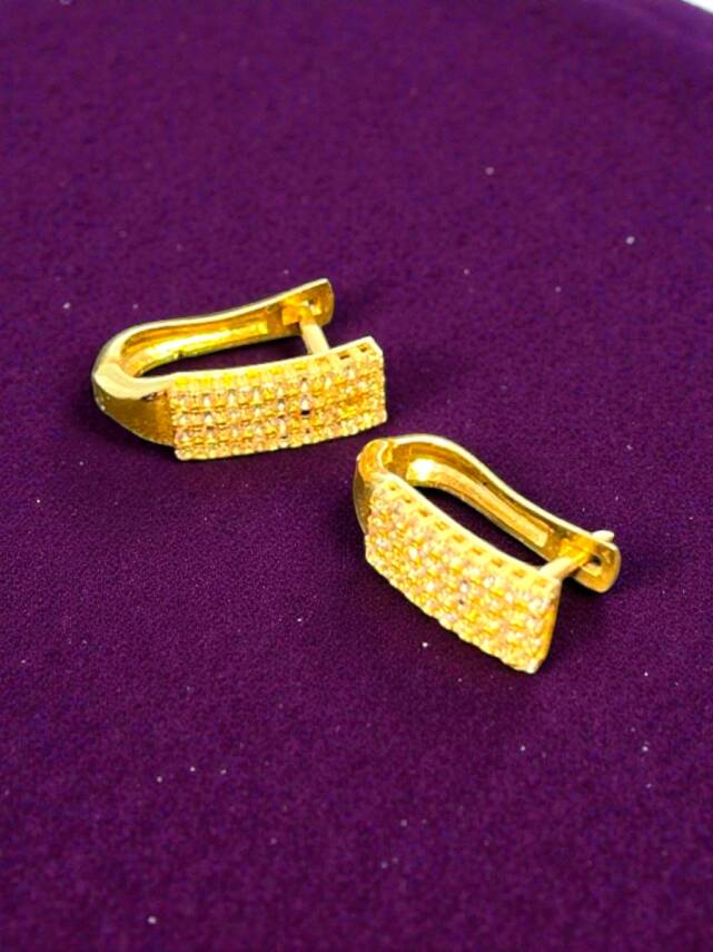 Taşlı Altın Küpe - 7