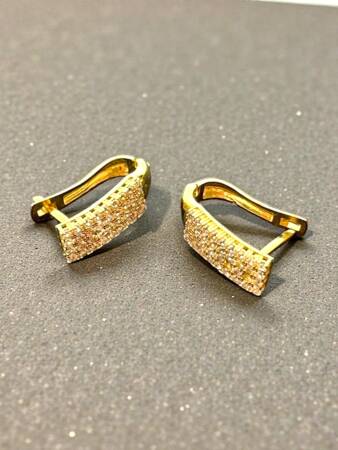 Taşlı Altın Küpe - 9