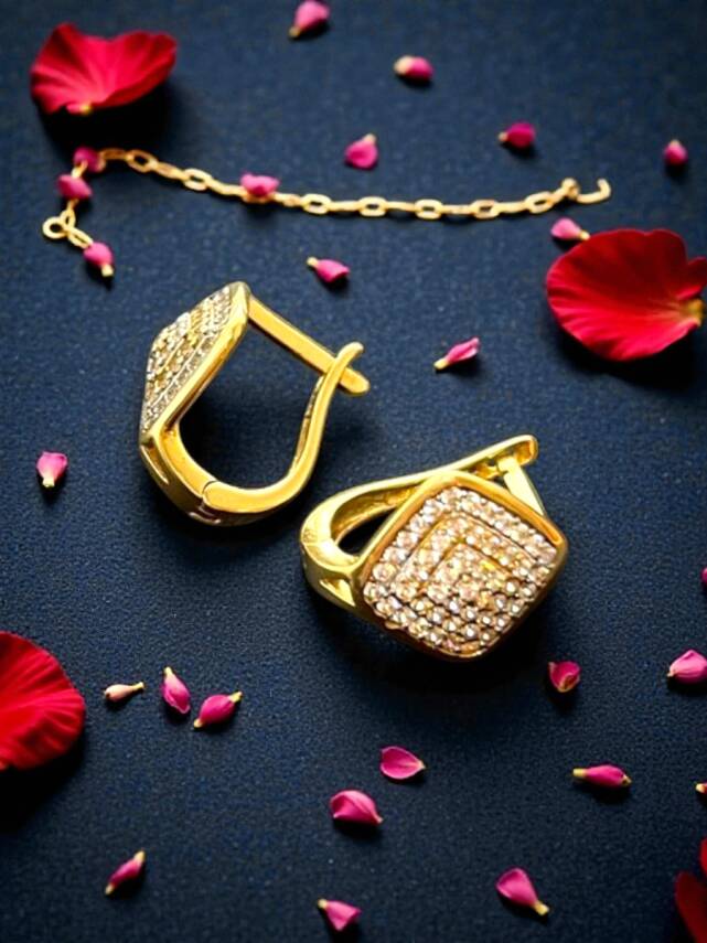 Taşlı Altın Küpe - 7