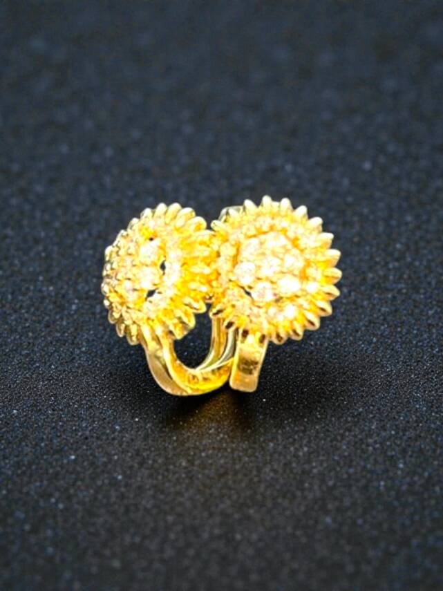 Taşlı Altın Küpe - 6