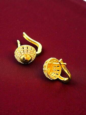 Taşlı Altın Küpe - 11