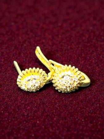 Taşlı Altın Küpe - 8