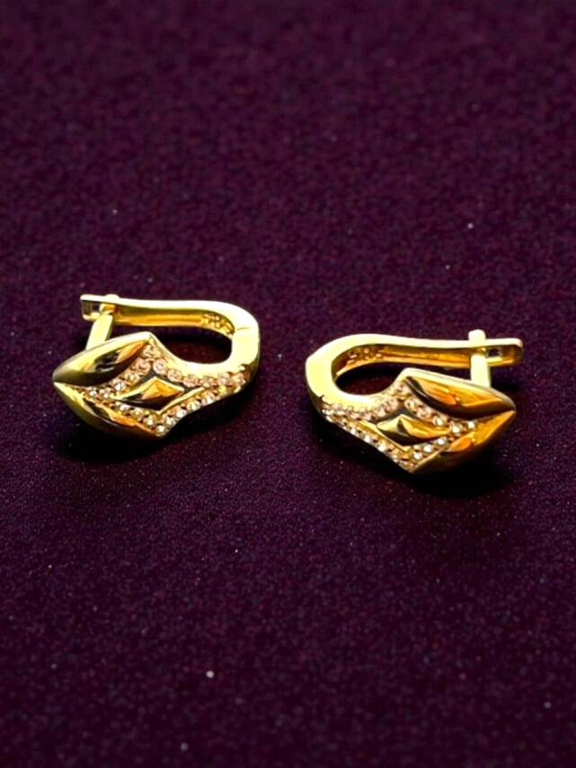 Taşlı Altın Küpe - 2