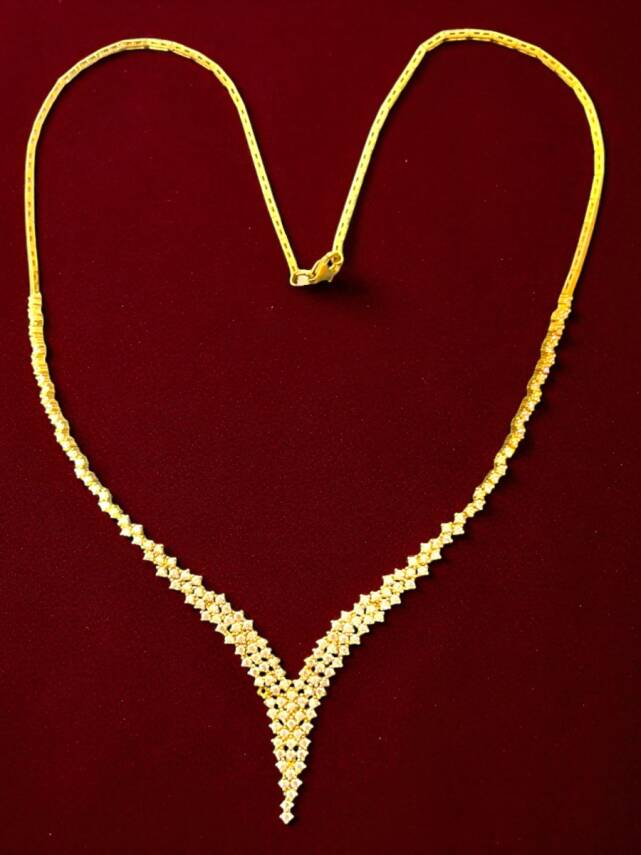 Taşlı Altın Takı Seti - 3