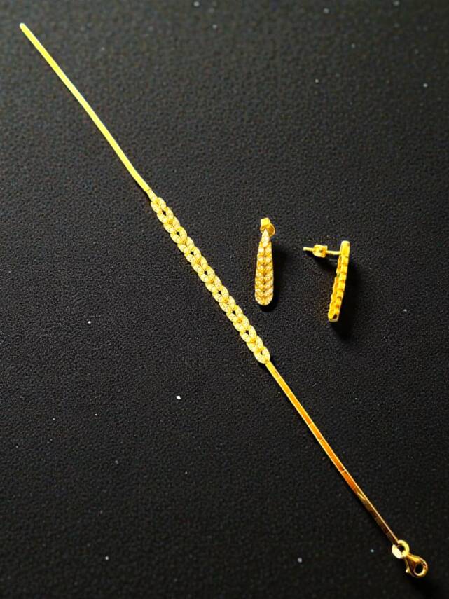 Başak Model Taşlı Altın Takı Seti - 1