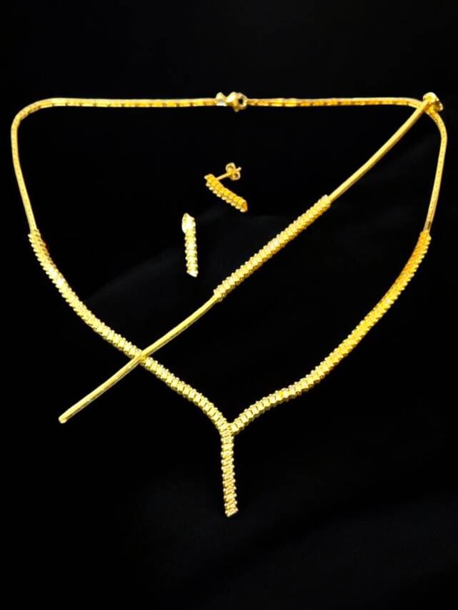 Taşlı Altın Takı Seti - 6