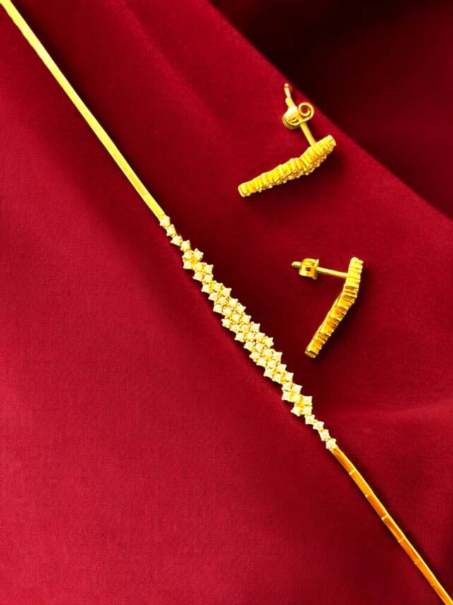 Taşlı Altın Takı Seti - 2