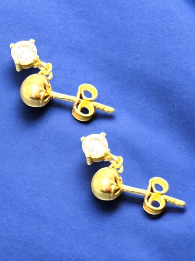 Taşlı Altın Top Küpe - 6