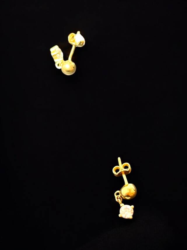 Taşlı Altın Top Küpe - 5